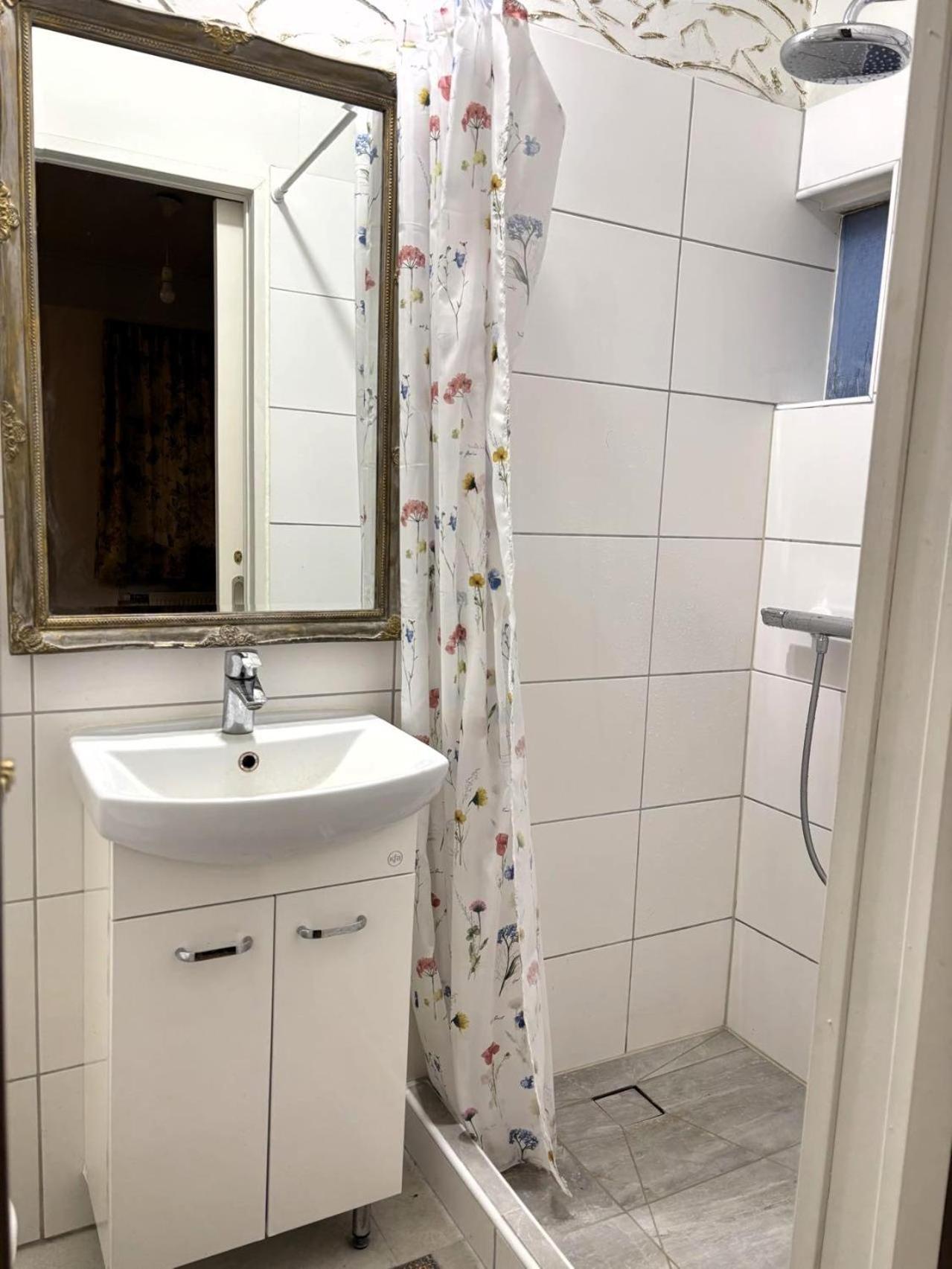 Akureyri Center Rooms Экстерьер фото